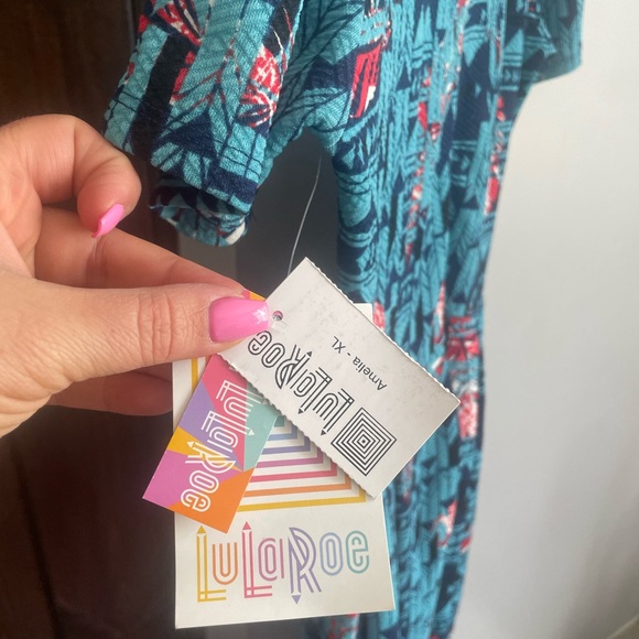LulaRoe Floral Dress NWT - Picture 3 of 3